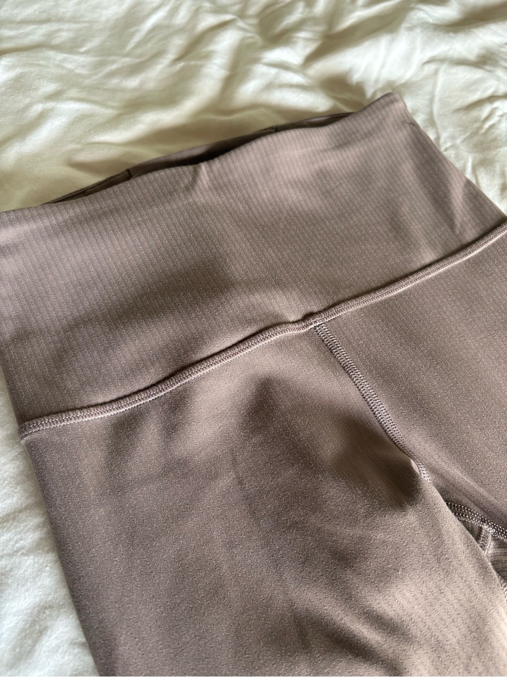 lululemon athletica ribbed High-Rise Leggings - tan size 2